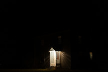 farm house at night