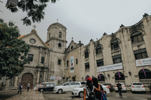 exterior view of a cathedral 