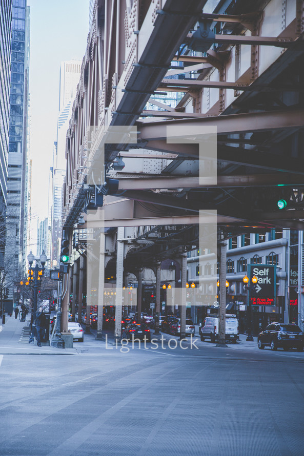 traffic on the Chicago streets 