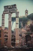 columns of ruins 