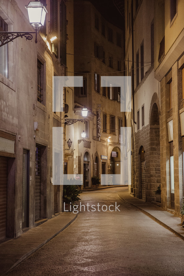 narrow streets in Italy at night 
