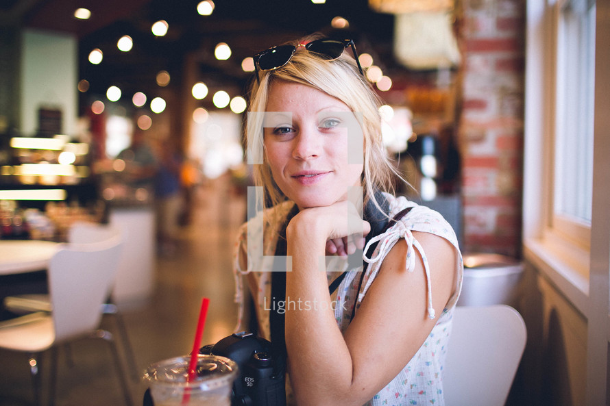 woman in a coffee shop 