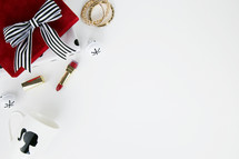 lipstick, mug, gift, bells, present, white background, Christmas, bows, back, earrings, gold, feminine, makeup 