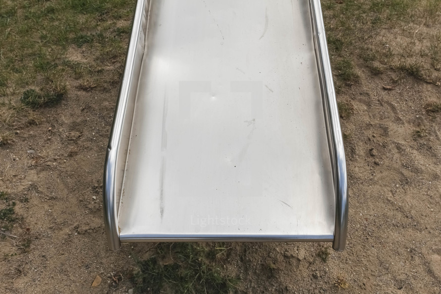 metal slide 