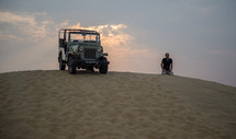 jeep in the deserts of India 