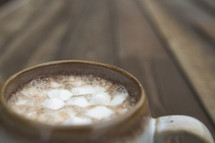 hot cocoa with marshmallows 