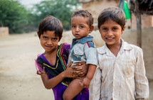 children in India 