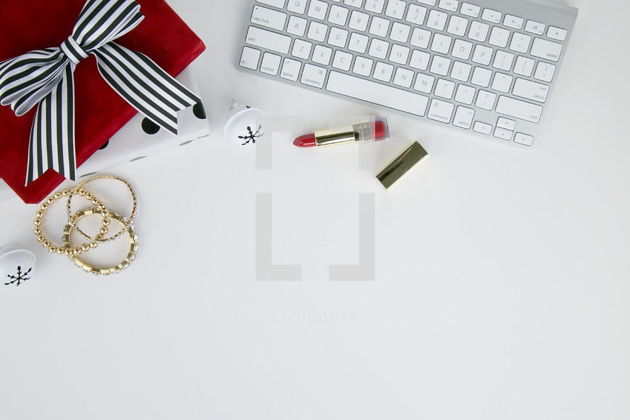 Christmas gift, lipstick, presents, earrings, jewelry, gold, red, computer keyboard, desk 