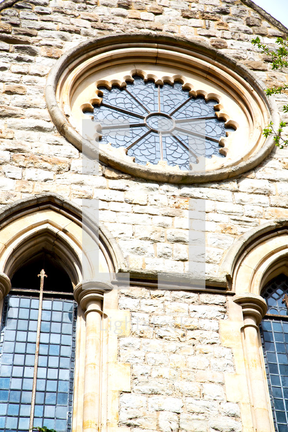 circular rose window on a church 