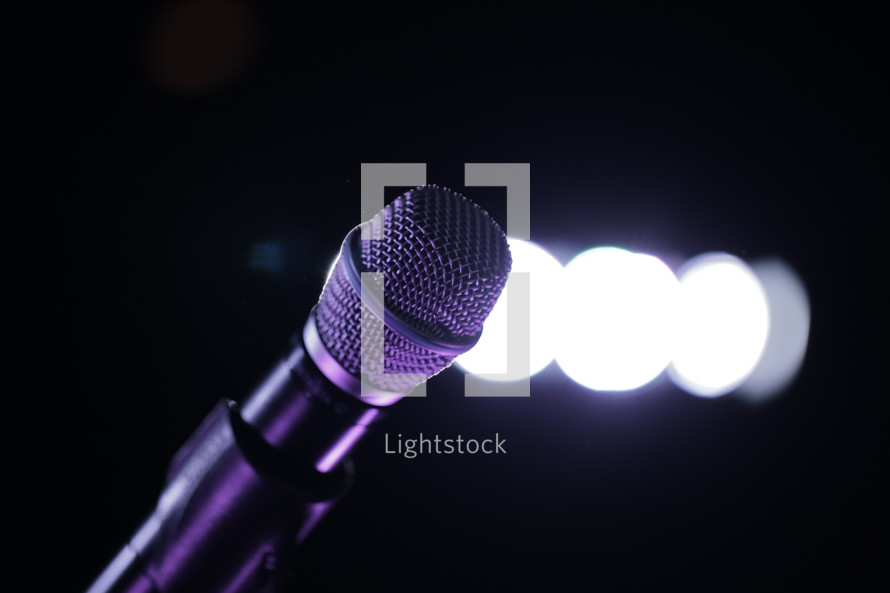 Microphone and lights.
