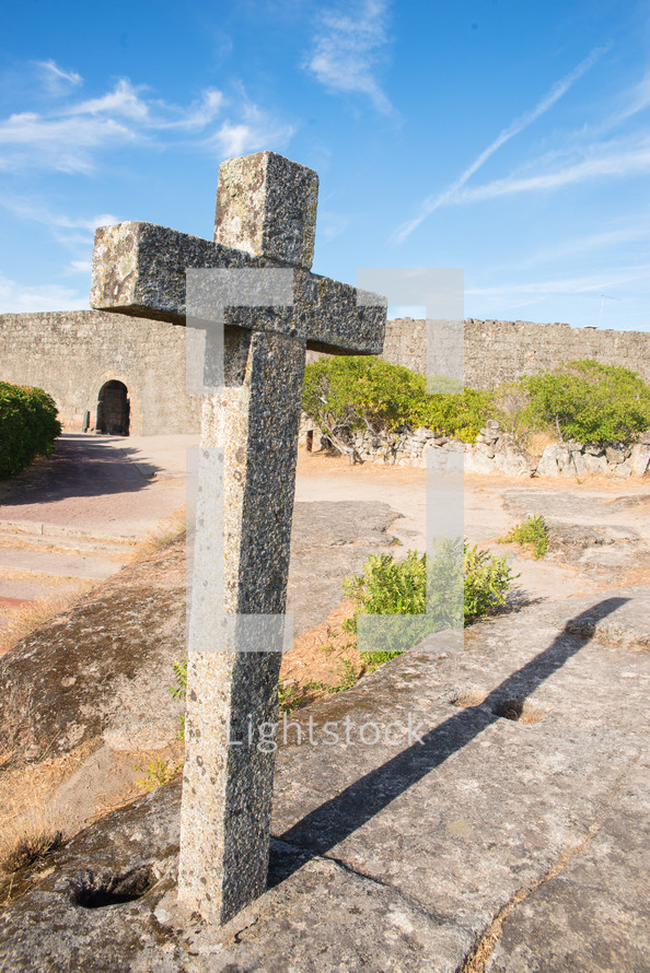 Stone cross next to the castle of Sortelha, Portugal