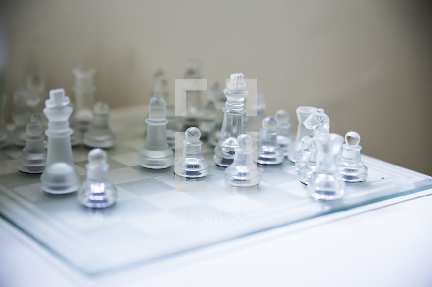 glass chess set 