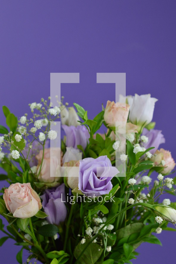 bouquet of pink and purple roses 