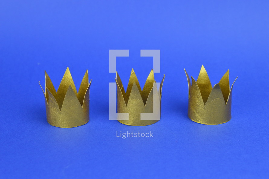 three crowns 