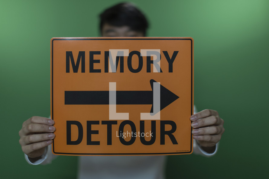 Memory detour sign 