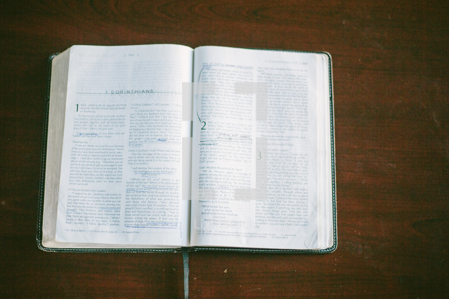 1 Corinthians, open Bible pages