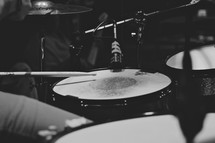 microphone on a drum set