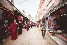 busy outdoor market in Tibet 