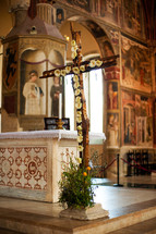 Cross. Basilica Concattedrale di Santa Maria Assunta, Abruzzo, Italy