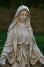 statue of Mary 