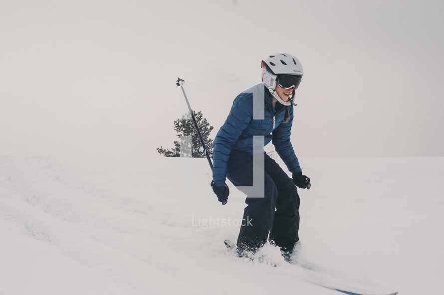 woman snow skiing 