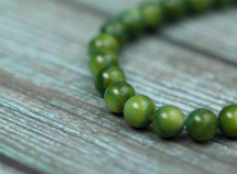 green beaded bracelet 