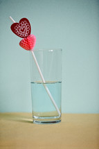 heart straw in water 