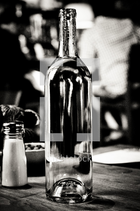 empty bottle 