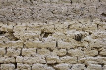 clay walls in Peru 