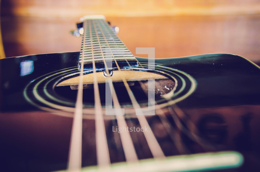 guitar strings 