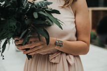 bridesmaid holding a bouquet 