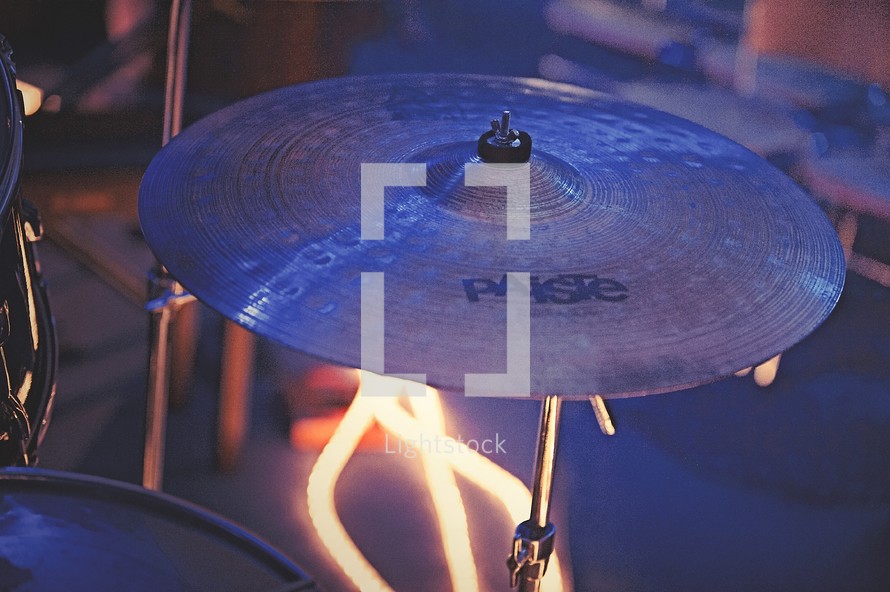 symbols on a drum set 