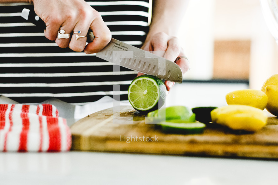 slicing limes and lemons 