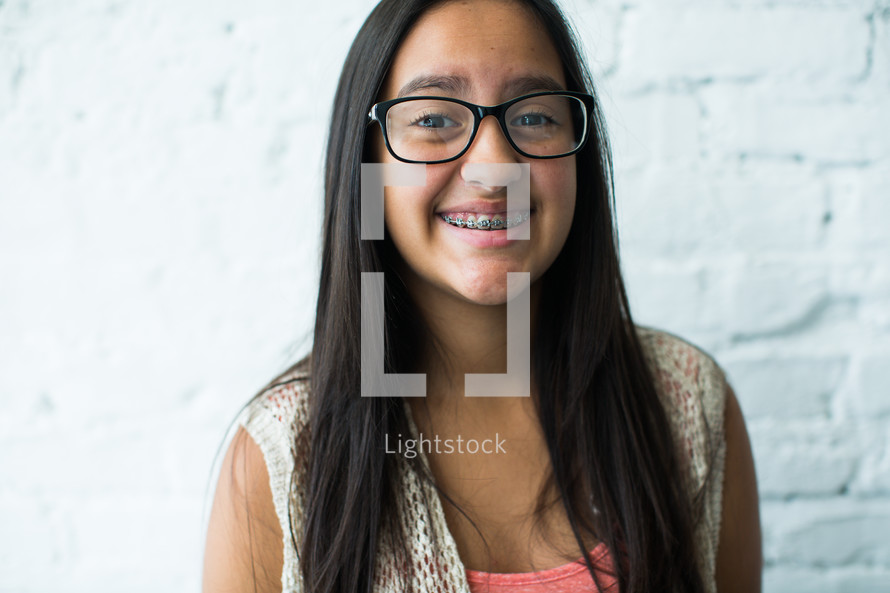 Latino Teen Girl With Braces Smiling — Photo — Lightstock