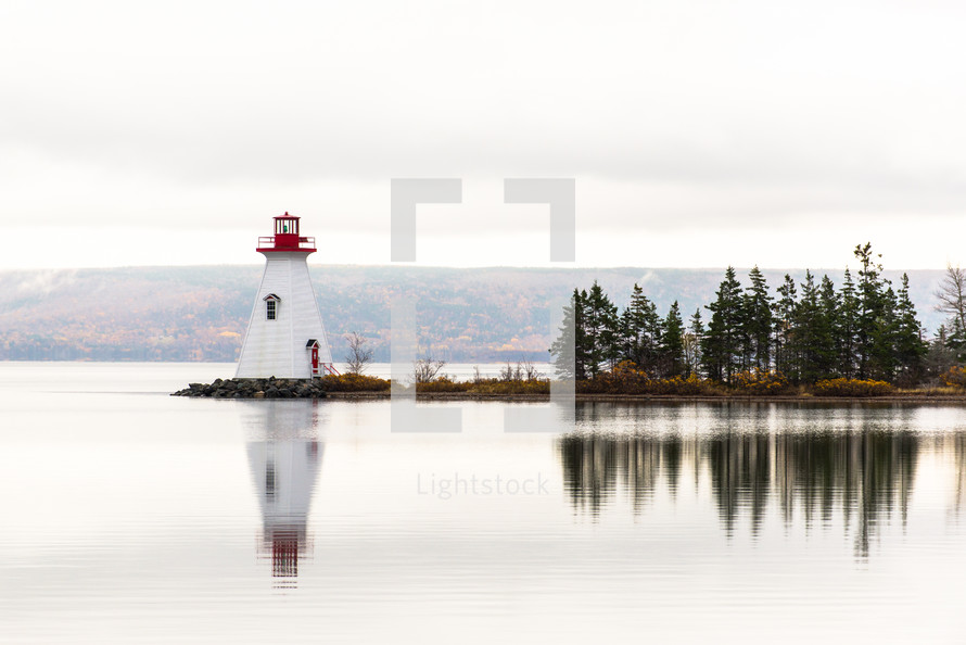 lighthouse in fall 