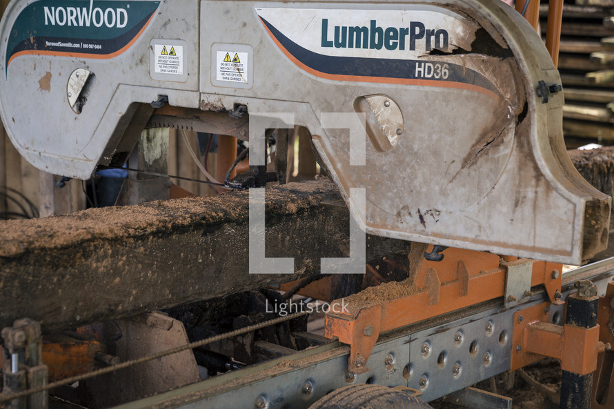 Lumber pro saw