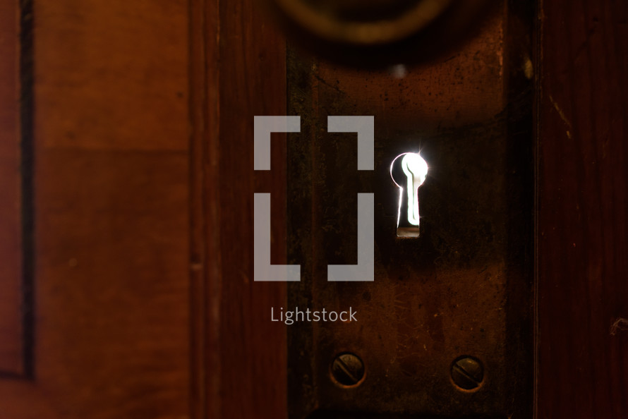 light from a keyhole 