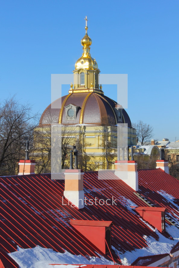 gold cross on a Russian Orthodox cathedral dome