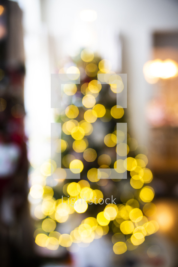Decorated Christmas tree with lights - blurry with bokeh