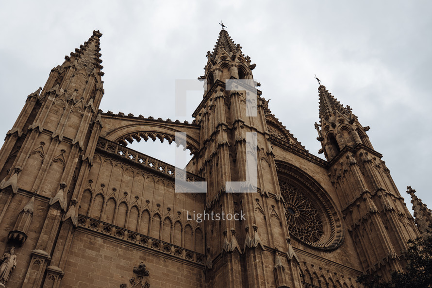 cathedral architecture 