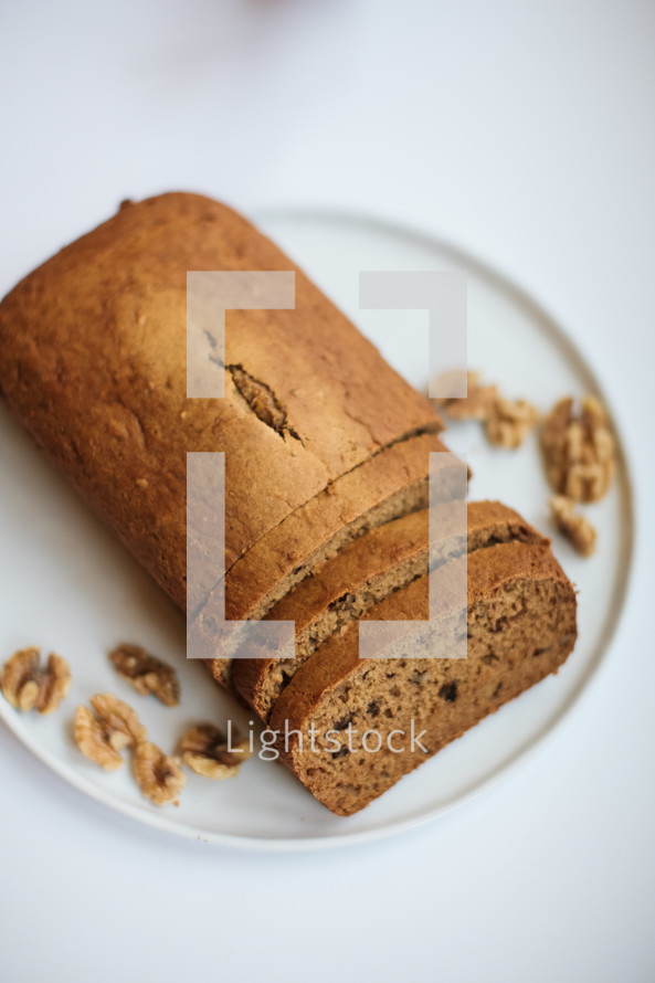 sliced bread loaf 