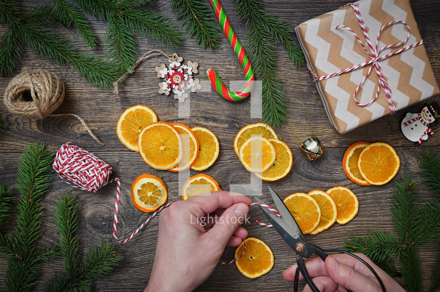 	Vintage Holidays Table Decor with Dried Orange Slices