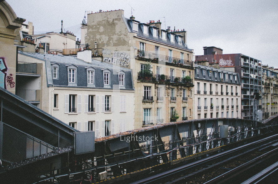 row houses in Paris