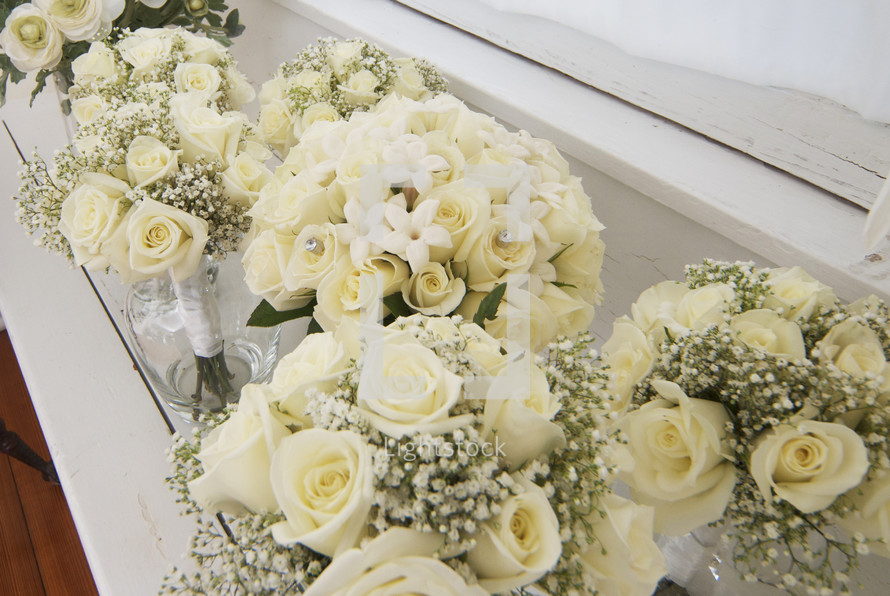 White rose flower bouquets