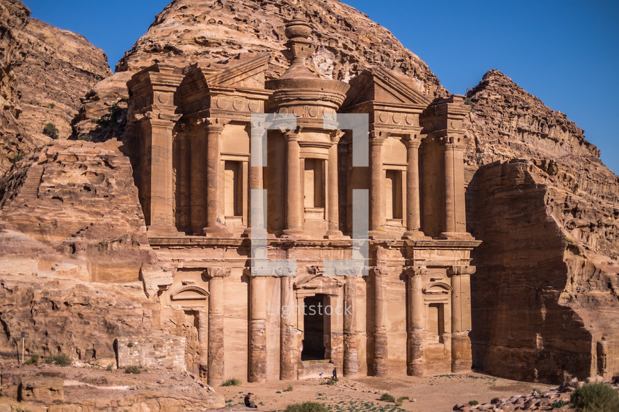 Petra, City in Stone 