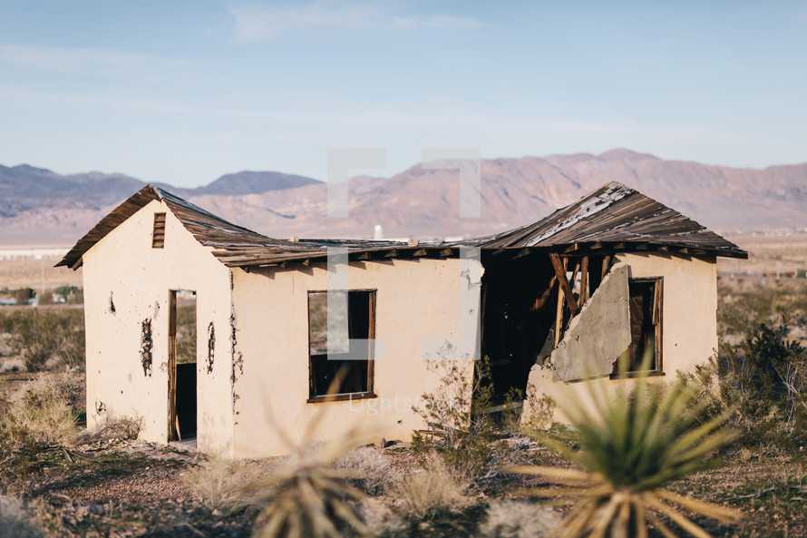 abandoned house in a desert 
