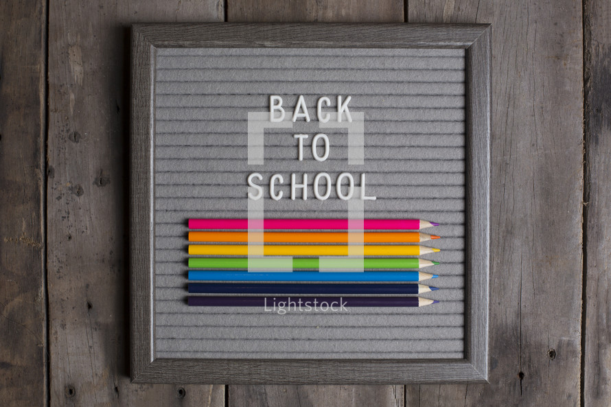Back to school sign 