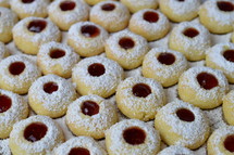 jelly filled cookies with powdered sugar 