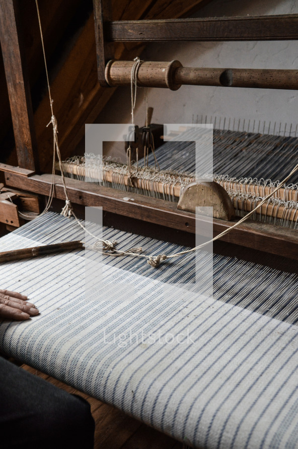 weaving loom 