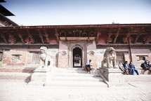 architecture and statues in Tibet 